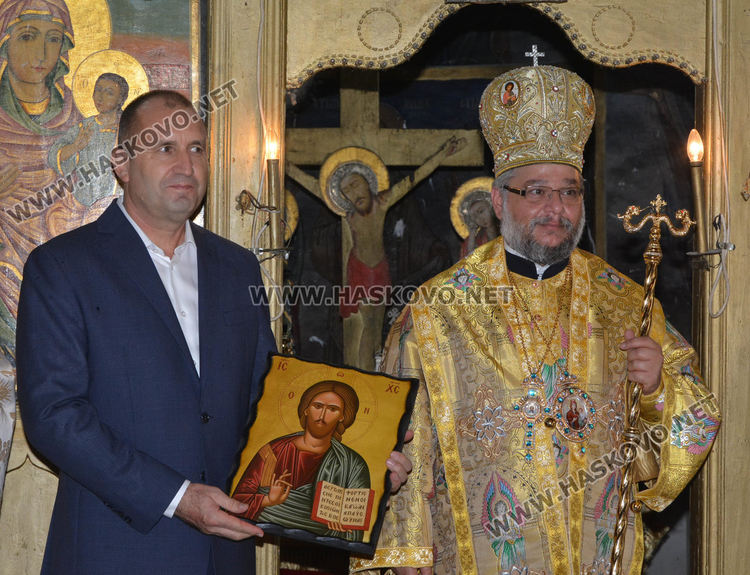 Президентът Радев: България ще просперира, когато всички започнем да спазваме законите