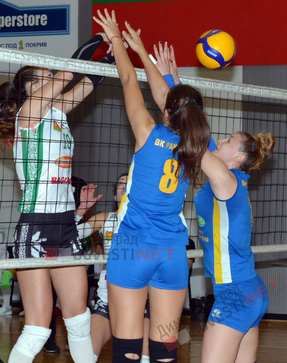 "Берое"-Стара Загора размаза димитровградския тим "Раковски" в спортна зала "Младост"