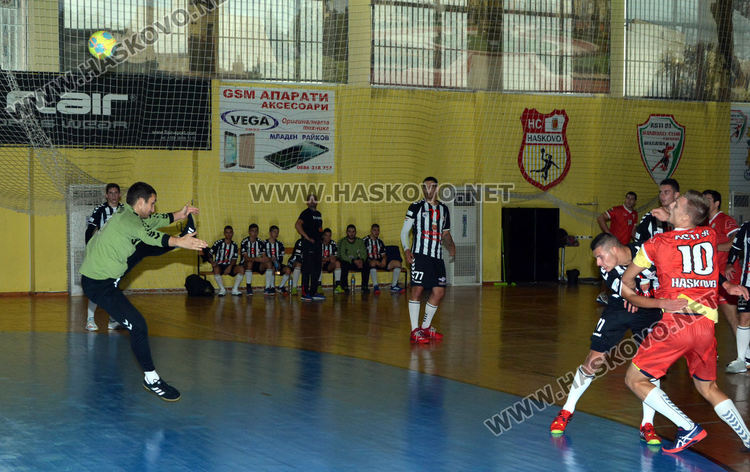 Хандбалистите от „Асти 91” паднаха от  „Локомотив”