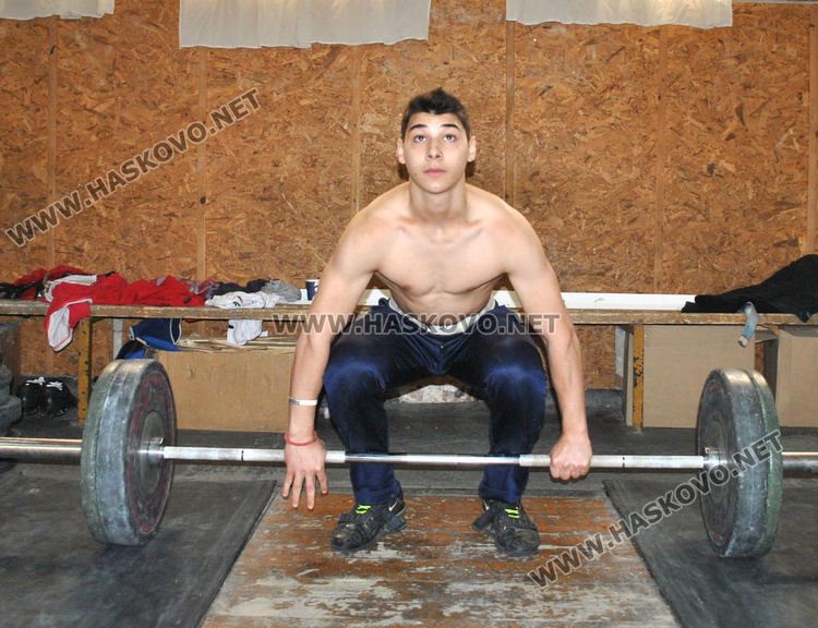 Мария-Магдалена с плакет за заслуги от министъра на спорта