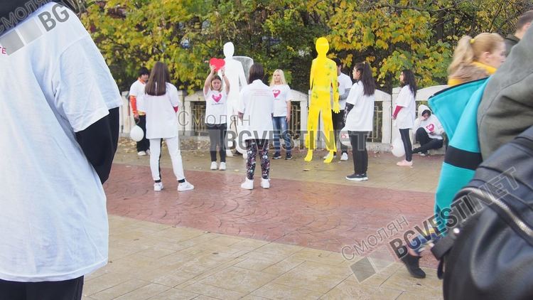 Със зрелищен  Флашмоб художественото училище в Смолян се включиха в  кампанията за донорство