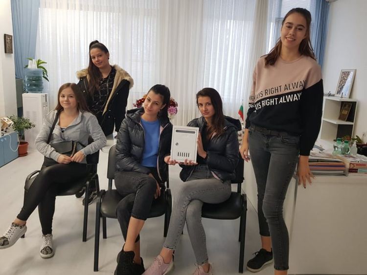 Гимназисти изучаваха модерни методи за мислене