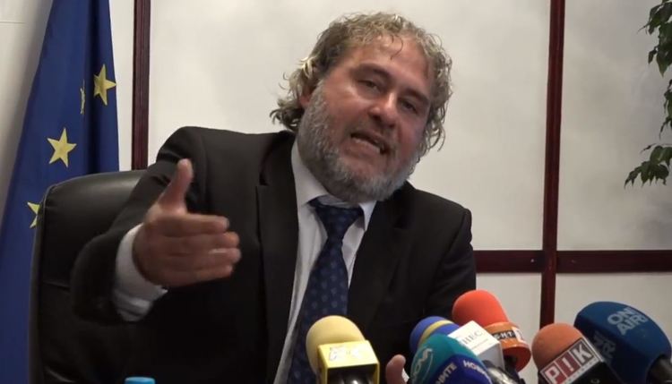 Банов бил откровено дезинформиран по делото за Ларгото