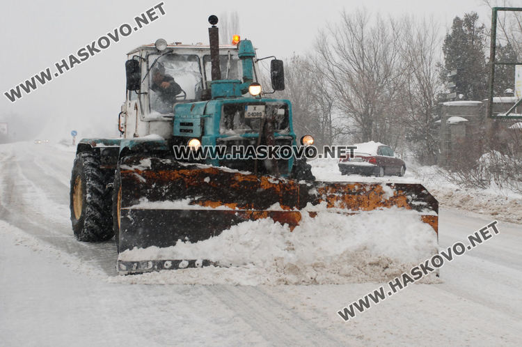 „Ата-строй“ взе обществената поръчка за снегопочистването в Хасково за 500 бона