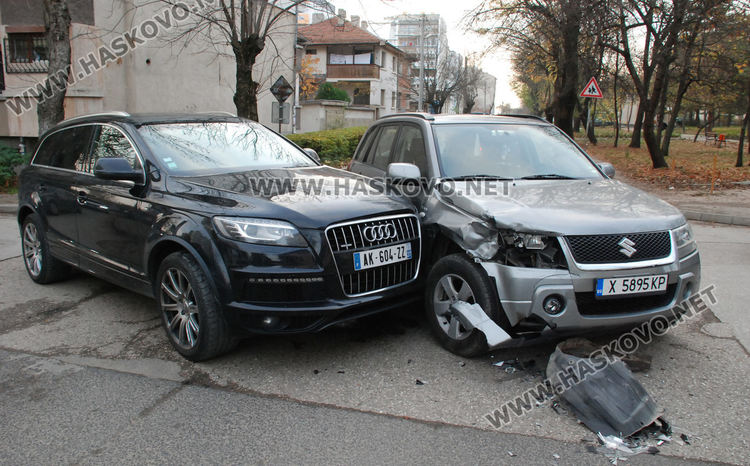 Чужденец с Ауди Q7 засече хасковско Сузуки на „Мадара”