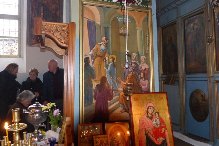 Църквата в Серафимово чества храмов празник на Въведение Богородично