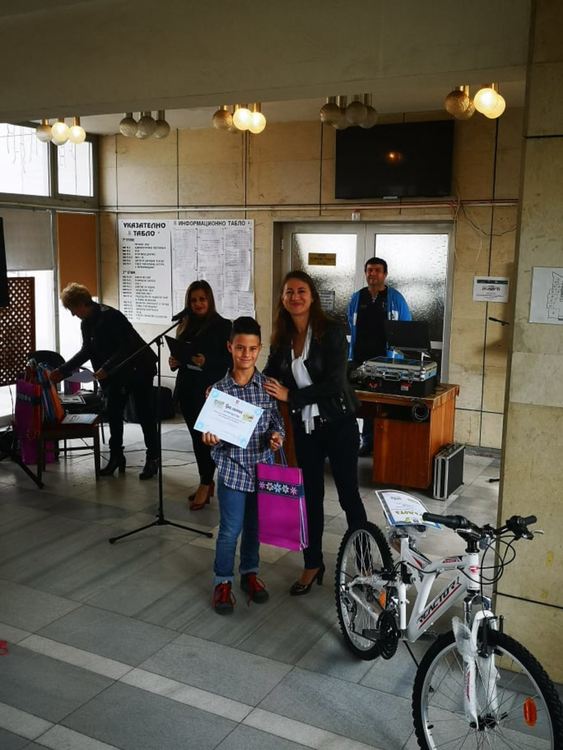 Алековци с награди за рисунка