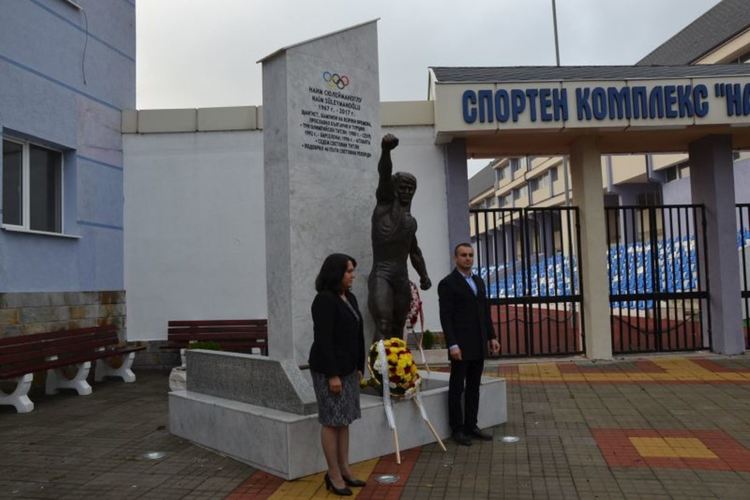 Момчилградчани почетоха паметта на Наим Сюлейманоглу