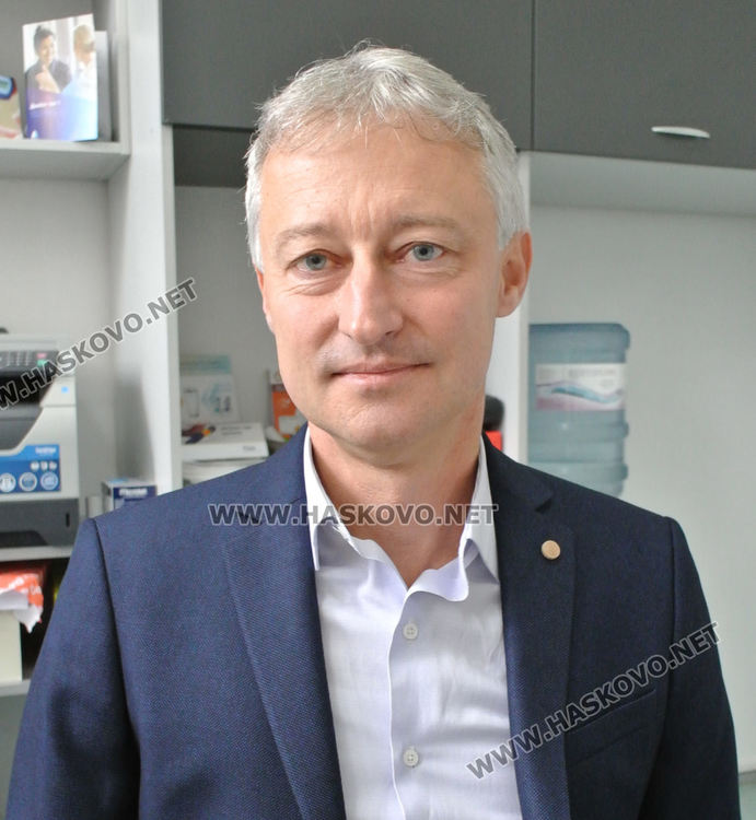 д-р Николай Колев
