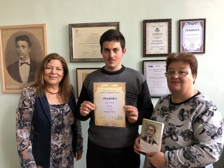 В СУ " Й. Йовков" творят и учениците и учителите