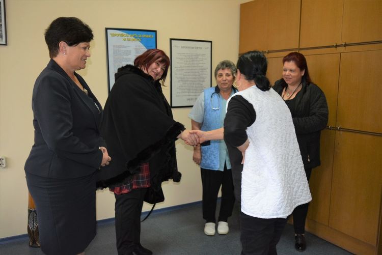 Болницата в Харманли получи дарение от 92 спални комплекта за легла