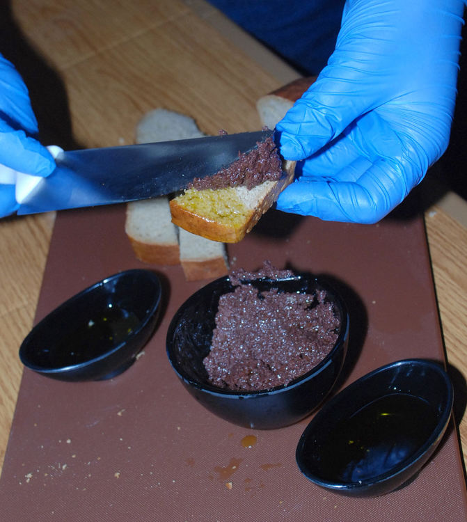 Най-ароматното кафе и най-здравословният хляб в света – на витрина в Хасково