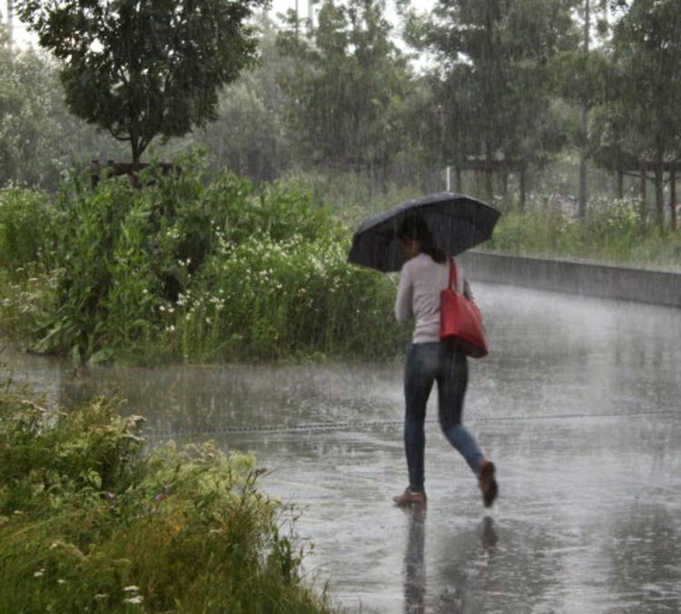 Жълт код за интензивни валежи