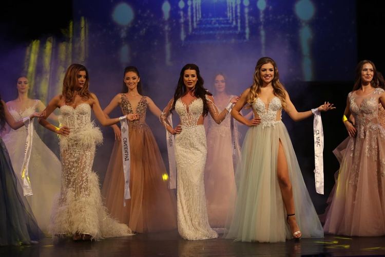 Красавица от Хасковско е в топ 10 на "Мис България"