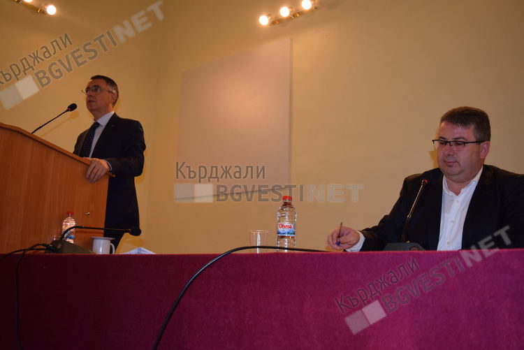 Кметът Хасан Азис с месечна заплата от 3000 лева, отказва се от тавана