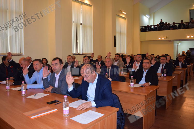     Броят на кметските наместничества в община Кърджали скача от 1 на 28 за сметка на кметствата