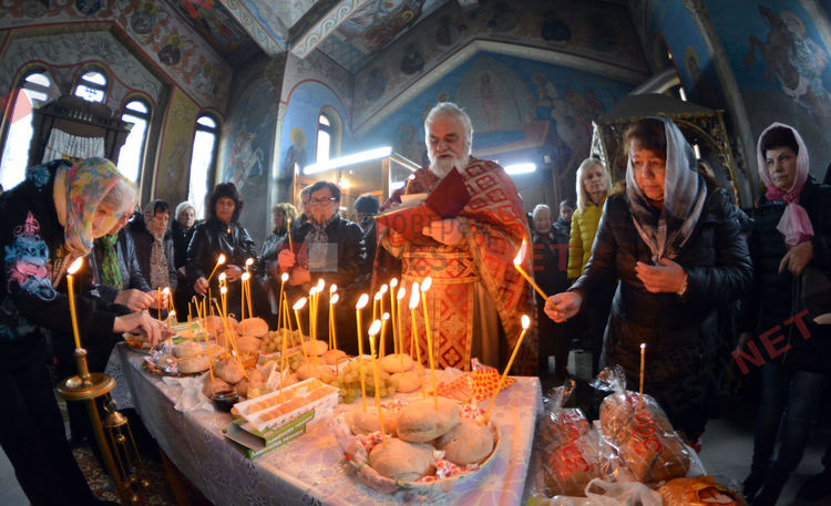 Света Екатерина - покровителката на майките, почетоха в Димитровград