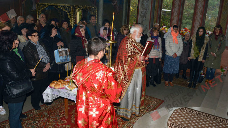 Света Екатерина - покровителката на майките, почетоха в Димитровград