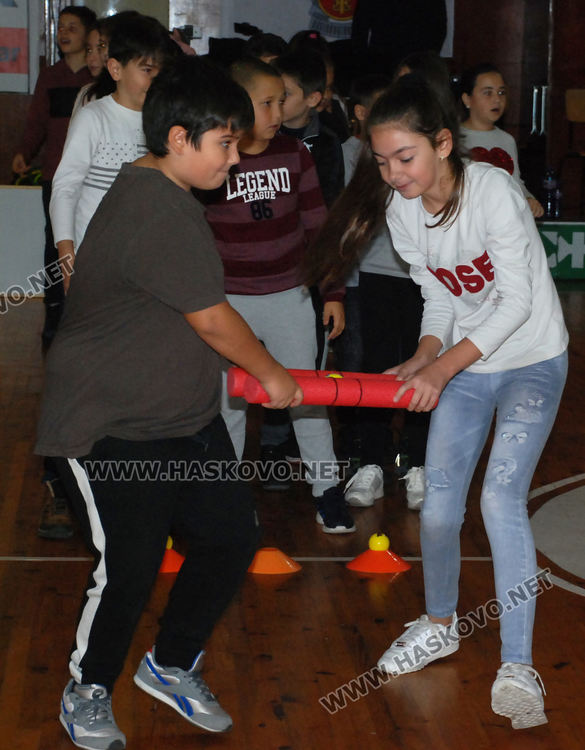 Божидара Чернева с Климентова награда за ученик, Златка Ангелова - за учител