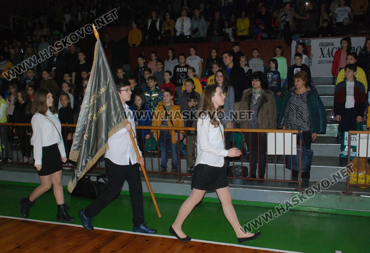 Божидара Чернева с Климентова награда за ученик, Златка Ангелова - за учител