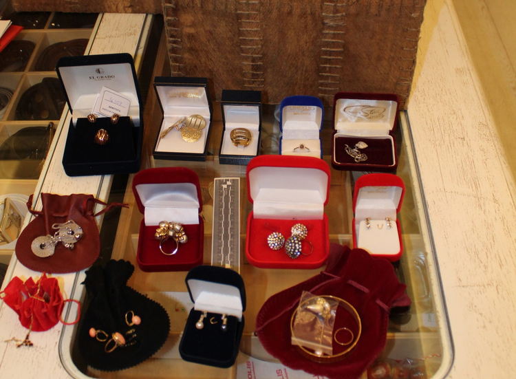 Съдът запорира имущество на Баневи за 141 млн.лв.