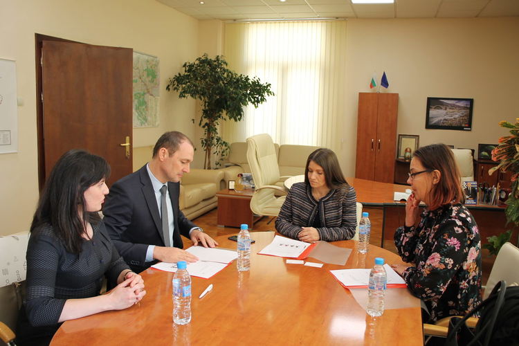 Снимки: Областна администрация