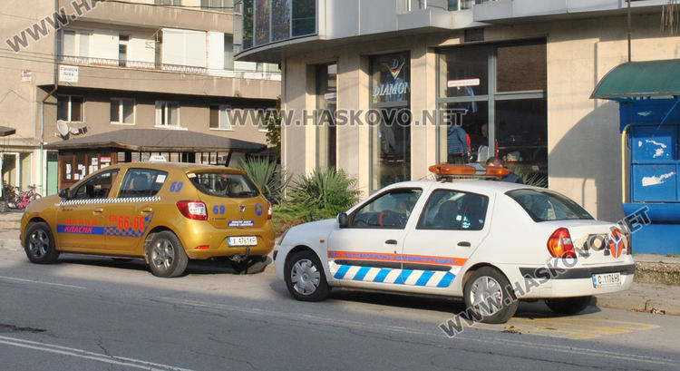 ДАИ погна такситата, засякоха две на автобусни спирки в Хасково