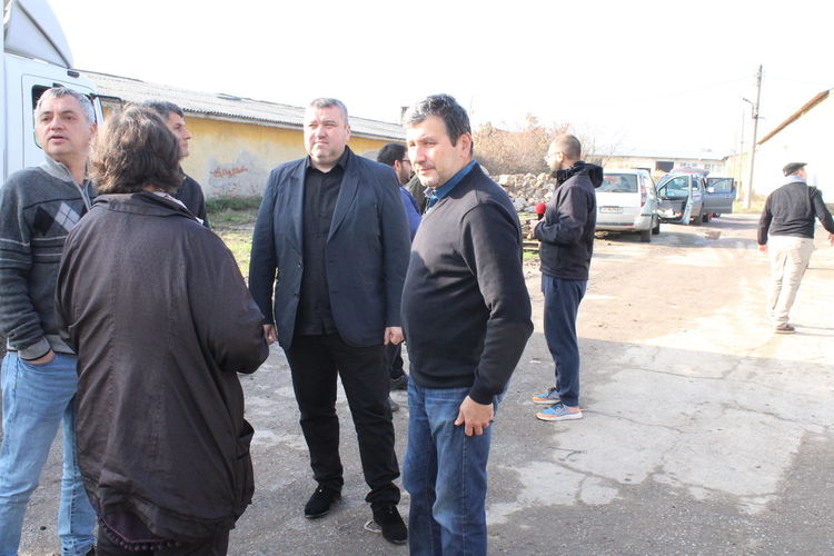 Последните 20 тона негодни пестициди от склада в Стойково заминаха за Франция