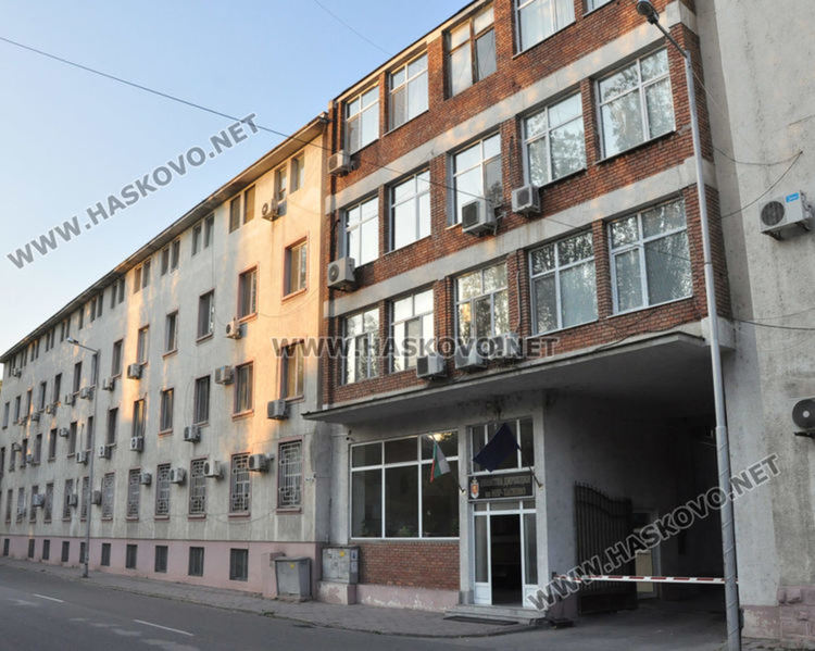 Търсят с конкурс 30 полицаи в Хасково