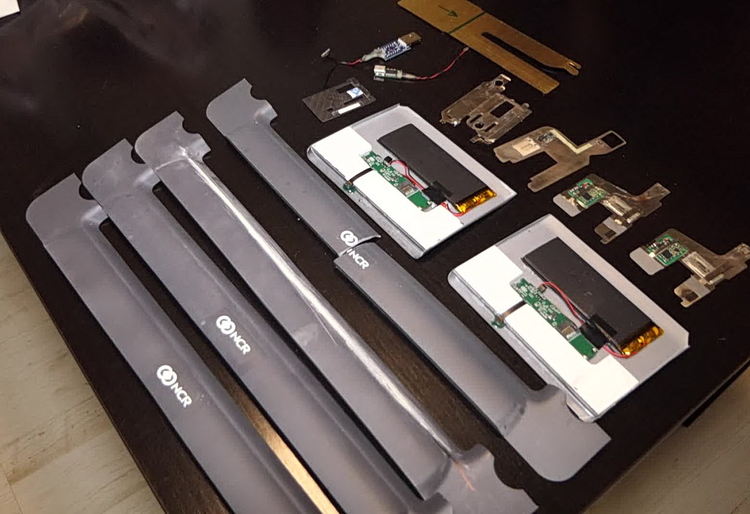 ГДБОП задържа ОПГ, монтирала скимингустройства и теглила неправомерно пари (Снимки и видео)