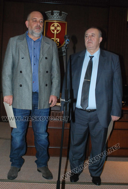 Мирослав Войников /вляво/ и Албен Манджуков 