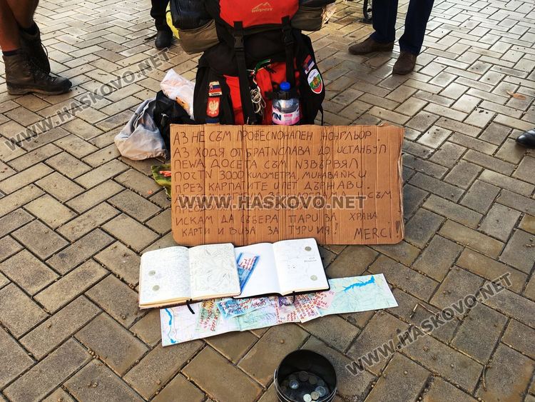 Строителен инженер бори депресията с ходене и жонглиране