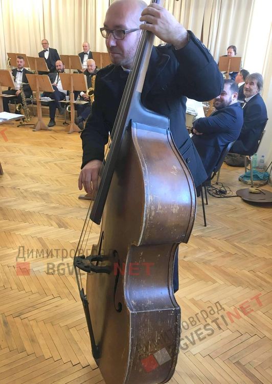 Забавно-духов оркестър Димитровград организира специален концерт за малчуганите от ДГ "8-ми Март"