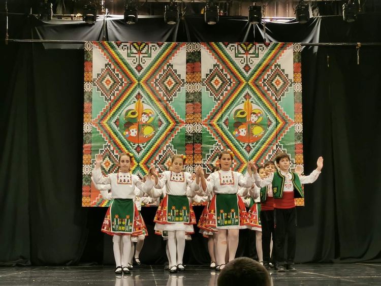 "Южняче" стана лауреат в национален фест, Младежкия със звание "Стожер на българщината" 