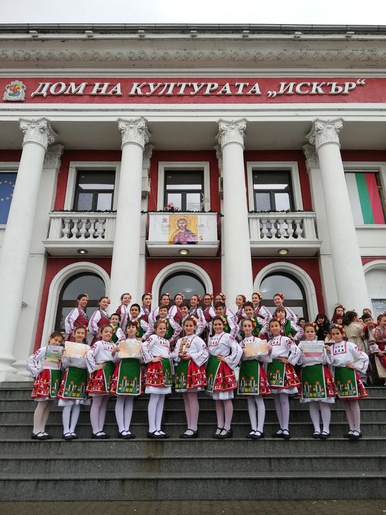 "Южняче" стана лауреат в национален фест, Младежкия със звание "Стожер на българщината" 