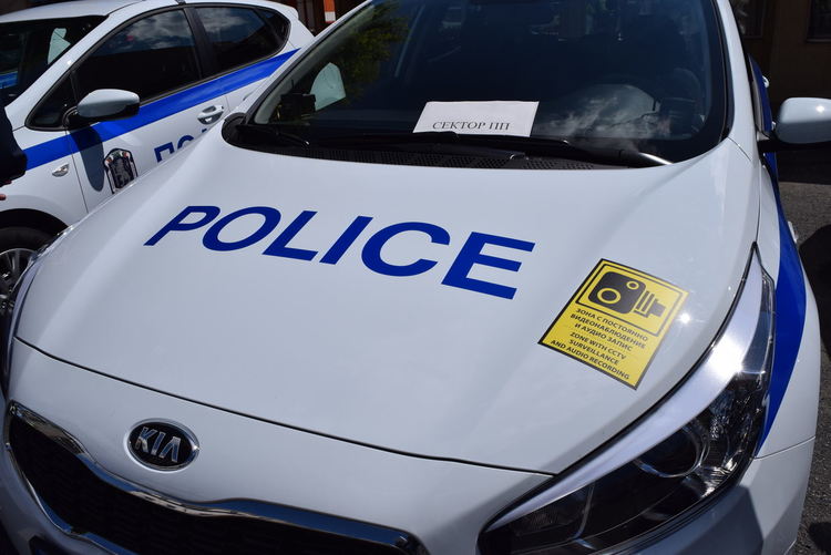 Неизменните виновни:пиян, джамбази и шофьор без документи на пътя