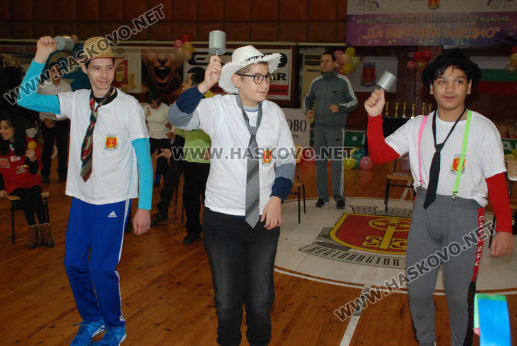 Забавления и концерт за деца и младежи в Международния ден на хората с увреждания