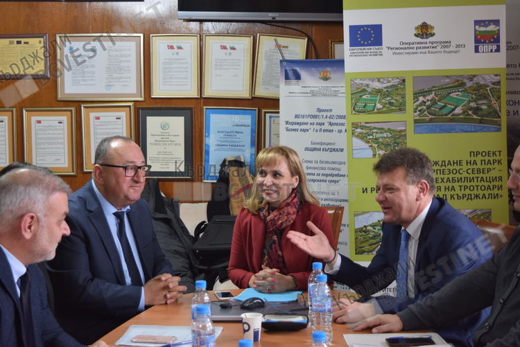 Национална среща на обществените посредници с участие на националния омбудсман и кмета се проведе в Кърджали