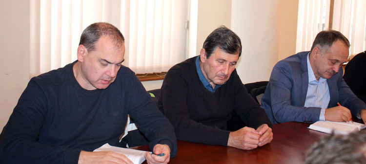 Засилиха проверките за произхода на свинското месо преди празниците