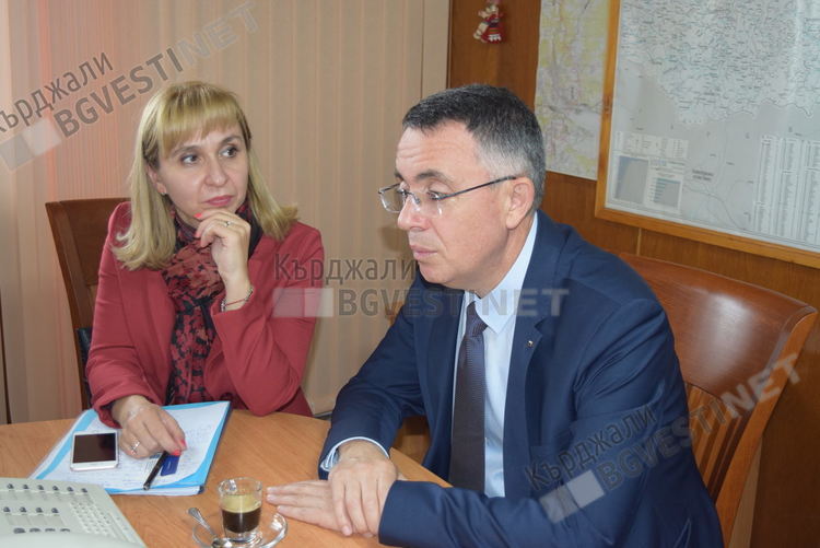 Национална среща на обществените посредници с участие на националния омбудсман и кмета се проведе в Кърджали