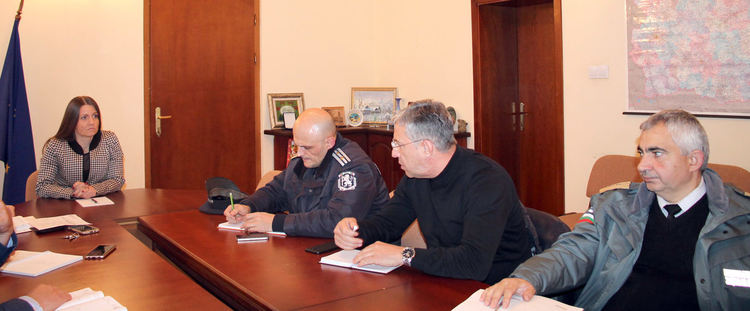 Засилиха проверките за произхода на свинското месо преди празниците