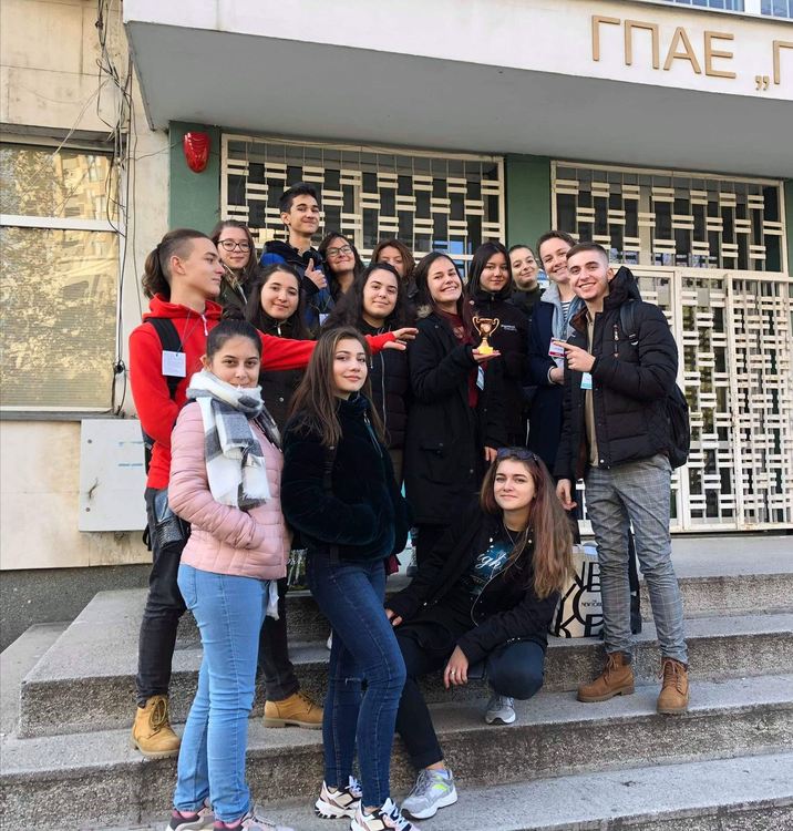 Оратори и млади поети от ЕГ „Христо Ботев” печелят национални отличия
