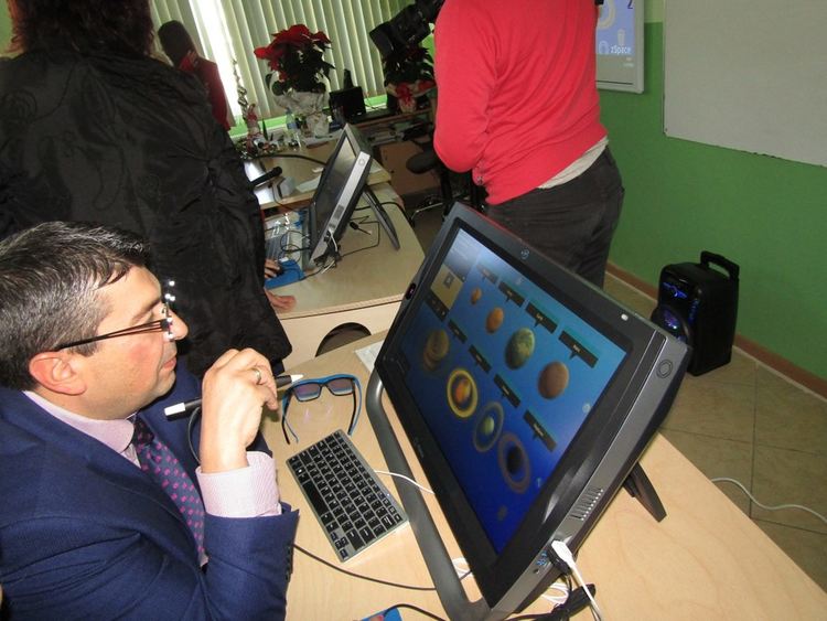 Виртуална лаборатория по природни науки откриха днес в Основно училище "Иван Вазов" в Смолян