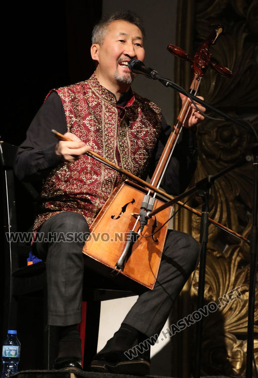 Violons Barbares вдигнаха на крака публиката в Хасково