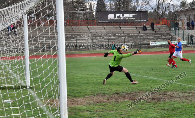 Хасково разгроми Чанаккале със  7:1 в мач от Балканска лига на ветераните