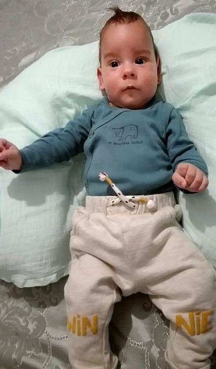 Купете календар с уникални снимки за 2020-та на Община Смолян, средствата са за лечението на  Денислав и Радина