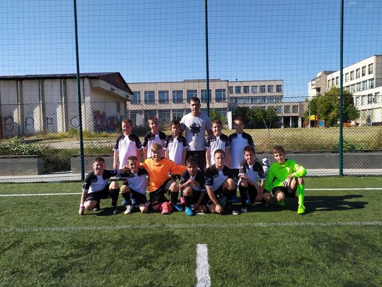 9 победи записаха футболистите, родени през 2010 г.