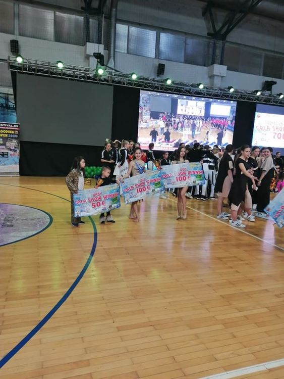 Галактически триумф постигнаха танцьорите на международно танцово състезание в Сърбия