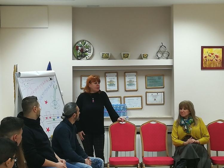 Музикален уъркшоп в Гимназията по туризъм с "Hangar 42"