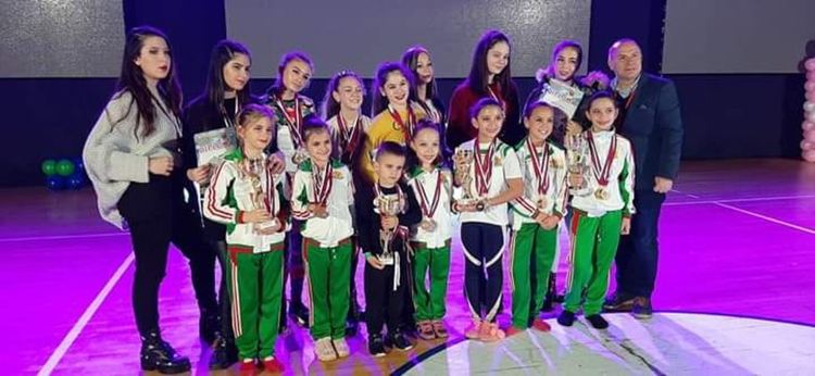 Галактически триумф постигнаха танцьорите на международно танцово състезание в Сърбия